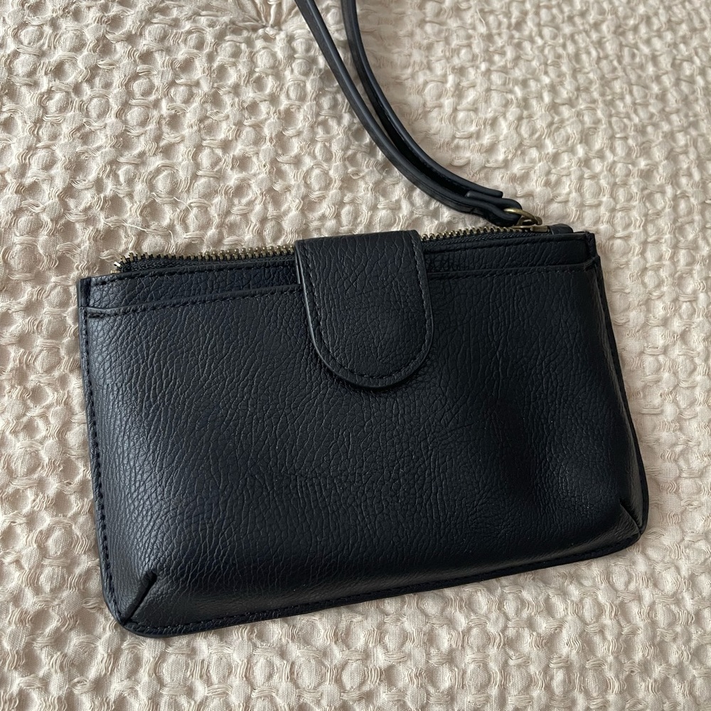SOLD SOLD.  Black wristlet